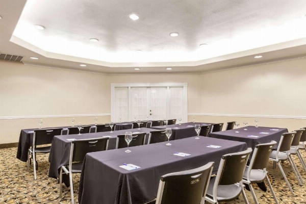 Baymont by Wyndham Galveston image 13